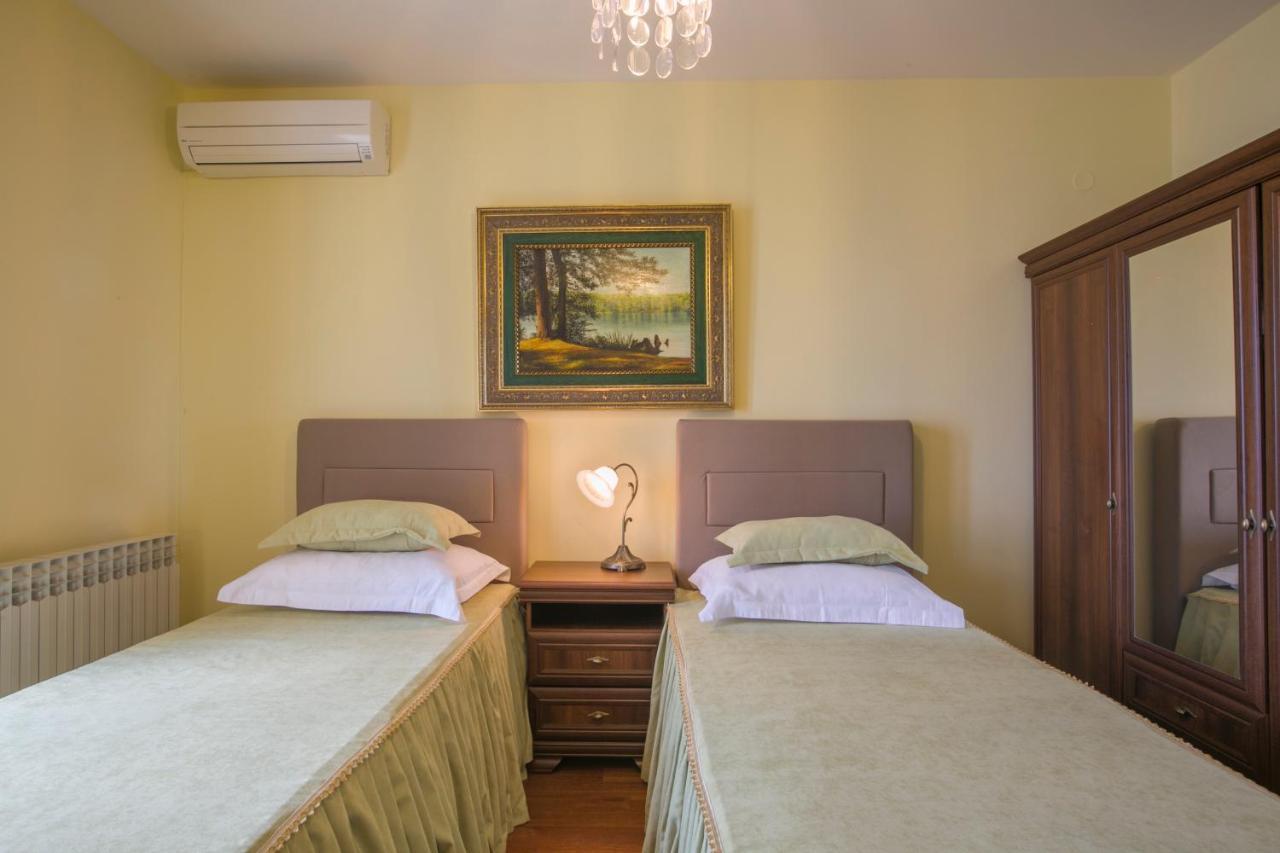 Royal Holiday Apartments 斯韦蒂·斯特凡 外观 照片