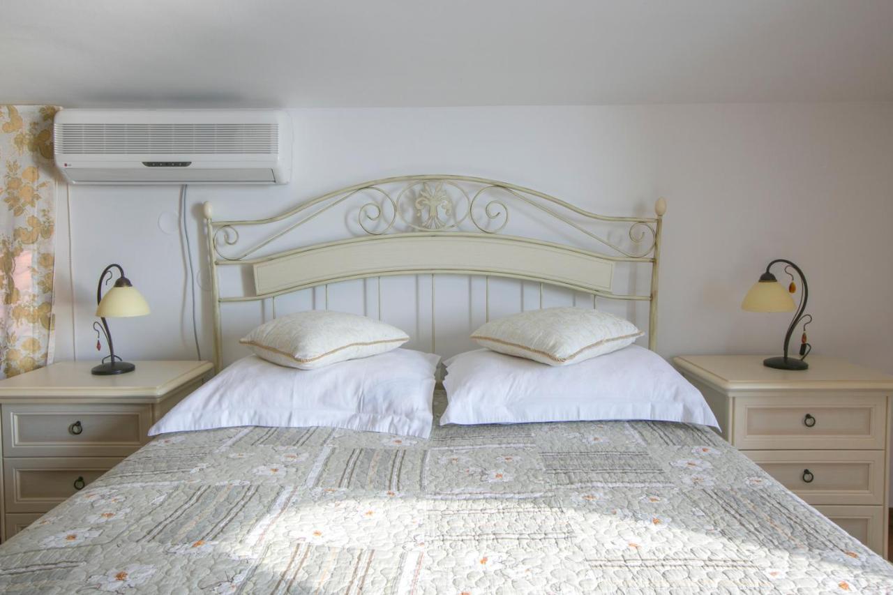 Royal Holiday Apartments 斯韦蒂·斯特凡 外观 照片